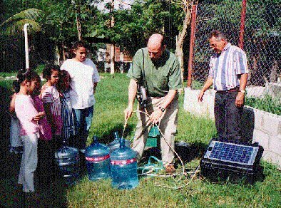 honduras1.jpg (65082 bytes)